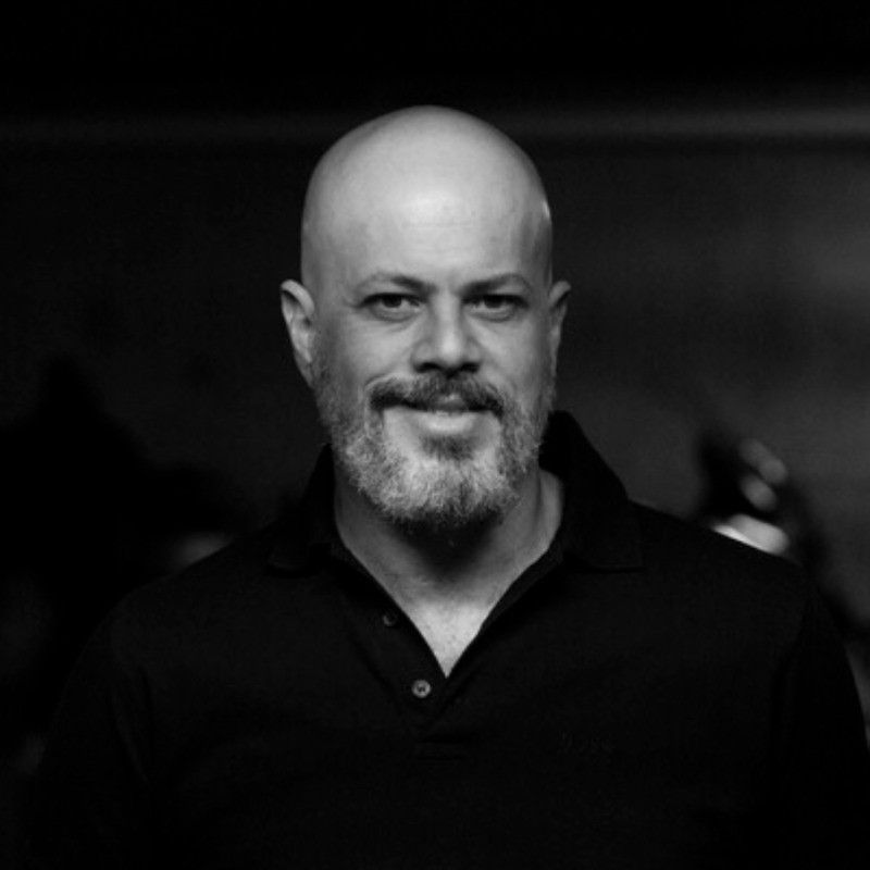 Manolo Atala, mentor de GrowthMesh con trayectoria construyendo empresas en LATAM